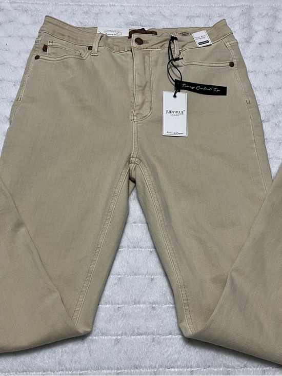 Judy Blue Denim - NWT Judy Blue Women's Skinny Jeans in Beige